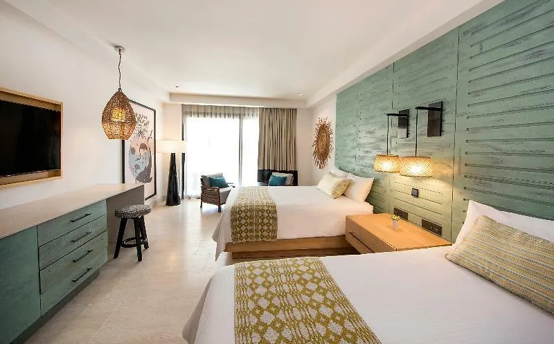 Unique Club At Lopesan Costa Bavaro Punta Cana Hotel